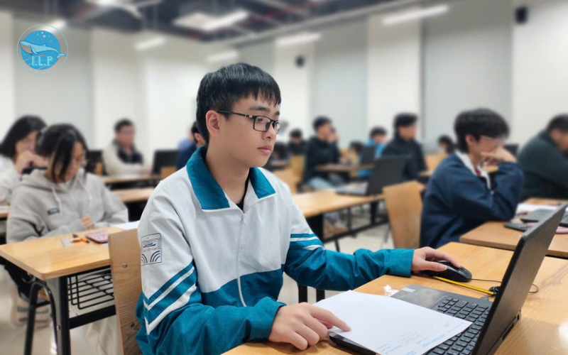 Điểm tương đồng và khác biệt giữa đánh giá năng lực và đánh giá tư duy